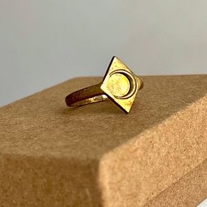 Talon Jewelry Crescent Moon Ring